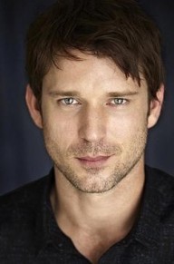 维尔·特拉维尔