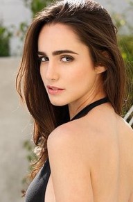 艾丽西亚·桑兹