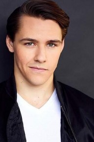 康纳·麦克雷斯