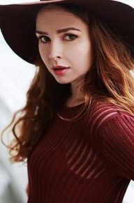 伊莲娜·尼古拉耶娃